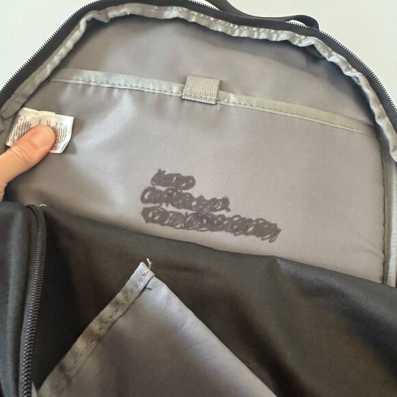 The North Face Daypack Backpack - Picture 6 of 11